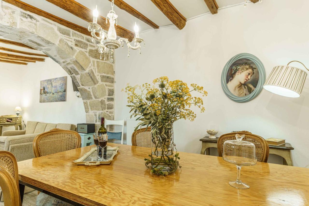 Villa Simantiri Pombia Zewnętrze zdjęcie