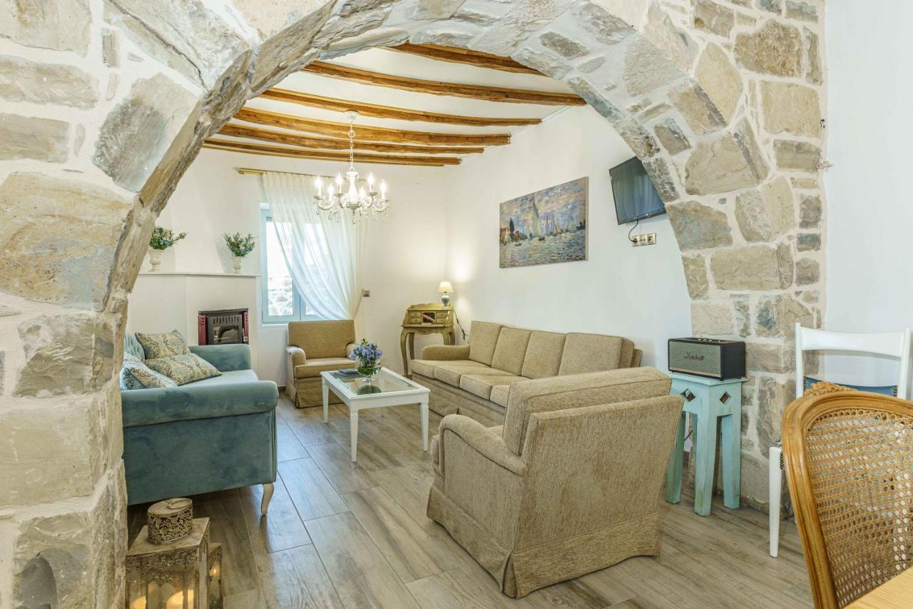 Villa Simantiri Pombia Zewnętrze zdjęcie